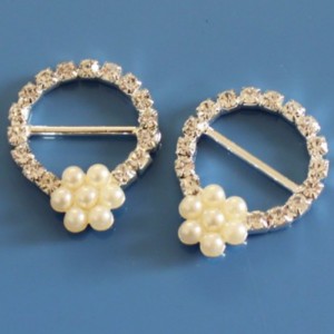 Znakomity metalowy guzik z najnowszą modną odzieżą z perłami 4